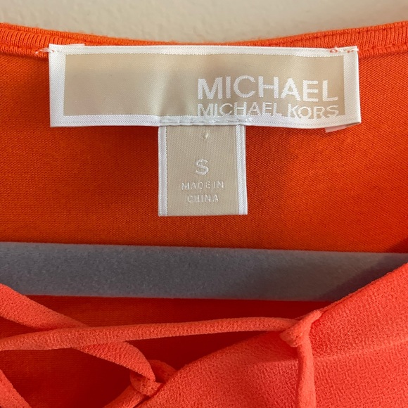 Michael Kors Orange Sleeveless Flowy Blouse, Size Medium - Picture 4 of 4